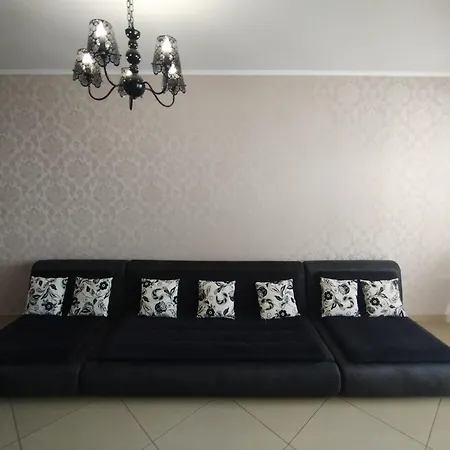 Cozy Mamaia